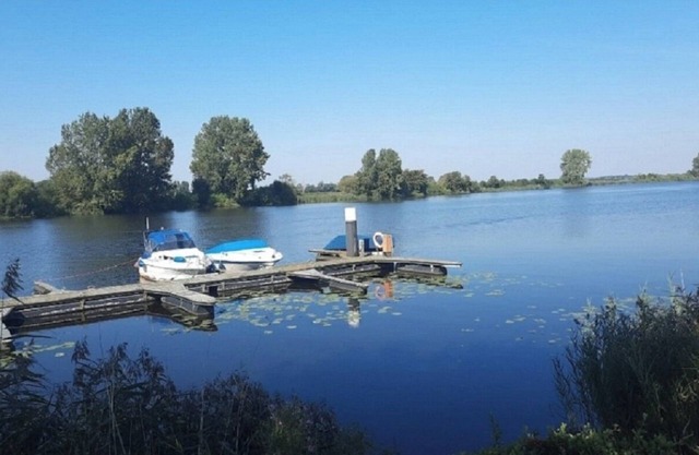 Casa de vacaciones 'Ferienhaus Zum Eiderweg Hennstedt' con terraza privada y jardín privado