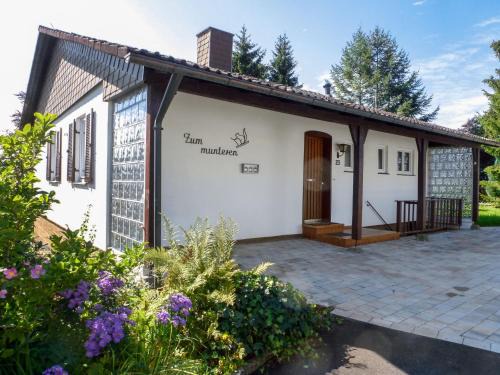 Holiday Home Zum munteren Eichhörnchen by Interhome