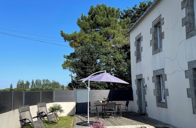 CASA DE VACACIONES RENOVADA 120m² EN BRETAÑA