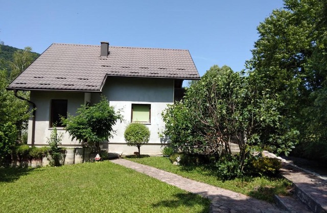 Holiday House A&A
