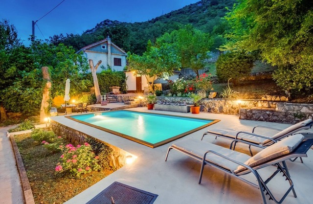 Holiday House Bakarac - 200m from the Beach