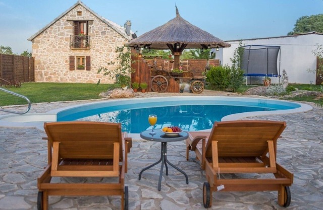 Casa de vacaciones Bogatic para 1 - 9 personas con 5 dormitorios - Casa de vacaciones