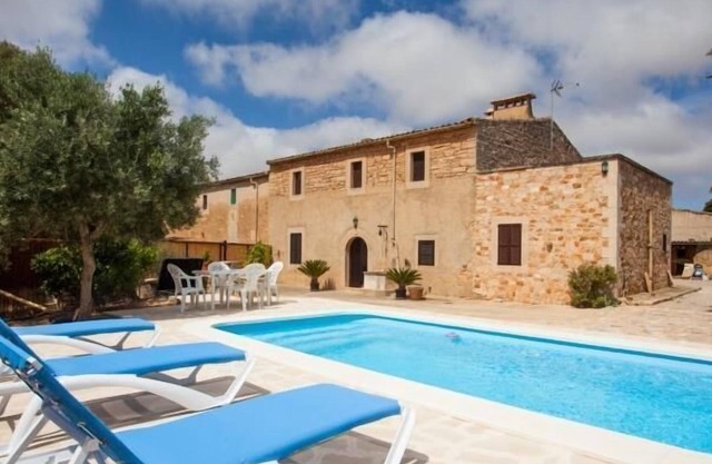 Holiday house Es Llombards for 1 - 4 persons with 2 bedrooms - Holiday home