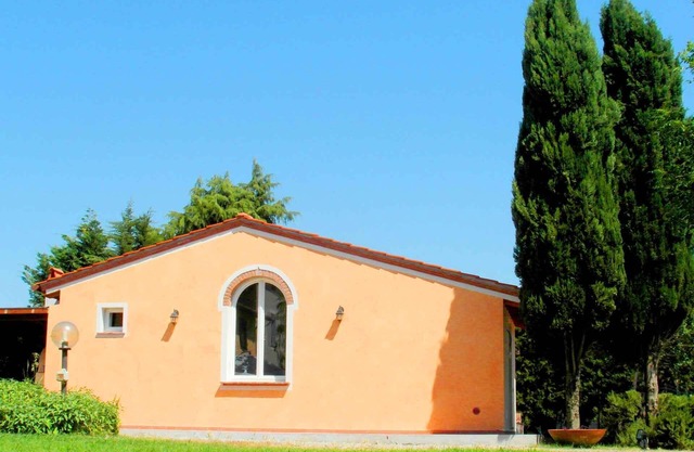 Casa de vacaciones entre Pisa y Lucca. Parking y wi-fi.