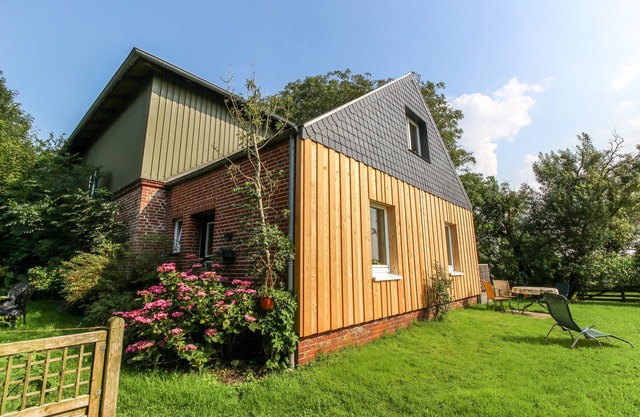Casa de vacaciones en la zona exterior con jardín propio u. amplia vista del paisaje