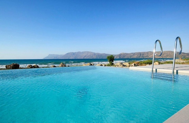 Holiday house Kissamos Kriti for 1 - 16 persons with 8 bedrooms - Holiday home