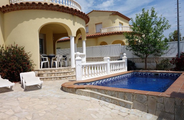 Holiday house L'Ametlla de Mar for 1 - 7 persons with 3 bedrooms - Holiday home