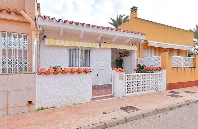 Holiday house Los Urrutias for 1 - 4 persons with 2 bedrooms - Row house