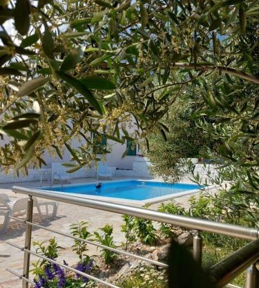 Holiday House M&A&K with swimming pool