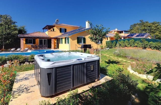 Casa de vacaciones Rezanci para 1 - 8 personas con 4 dormitorios - Casa de vacaciones