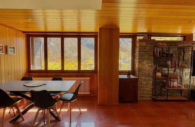 Holiday house Rossa for 1 - 8 persons with 3 bedrooms - Hut