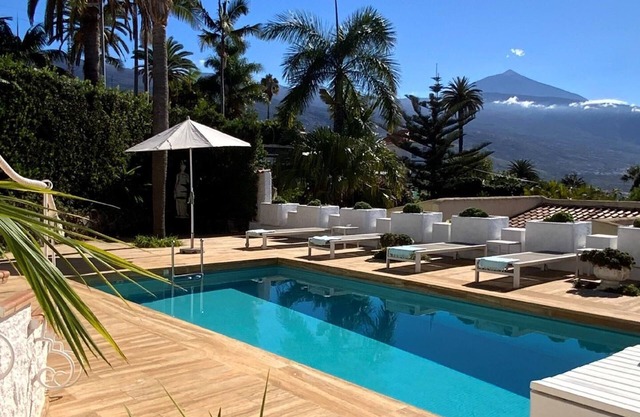 Holiday house Santa Ursula for 1 - 6 persons with 3 bedrooms - Holiday house