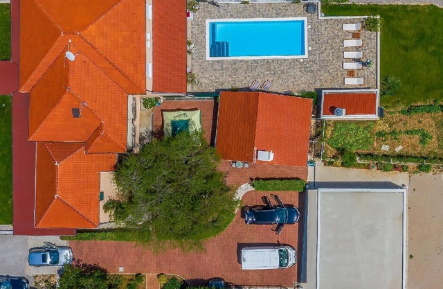 Casa de vacaciones Vrgorac para 1 - 8 personas con 4 dormitorios - Casa de vacaciones