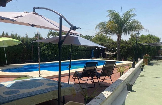 Holiday house with shared pool in Sevilla