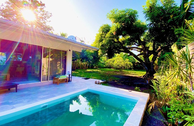 Holiday house with private pool, near the beach with an exotic garden
