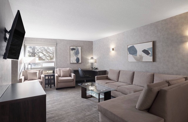 Holiday Inn Calgary-Airport by IHG