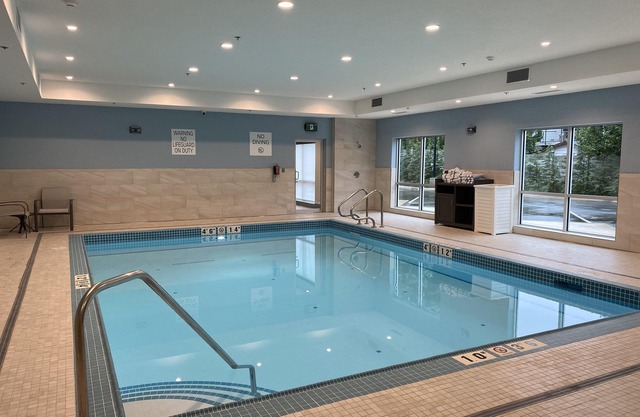 Holiday Inn Express and Suites Courtenay Comox by IHG