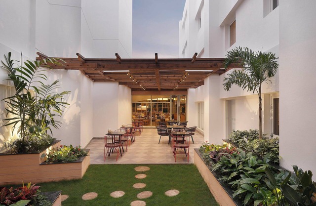 Holiday Inn Express Bengaluru Yeshwantpur by IHG