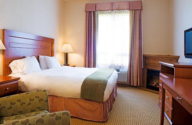 Holiday Inn Express Grande Prairie by IHG