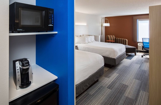 Holiday Inn Express Cedar Rapids (Collins Rd) by IHG