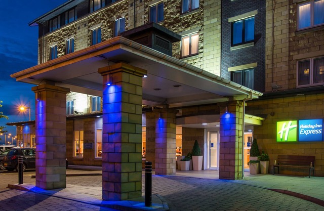 Holiday Inn Express Edinburgh - Leith Waterfront by IHG