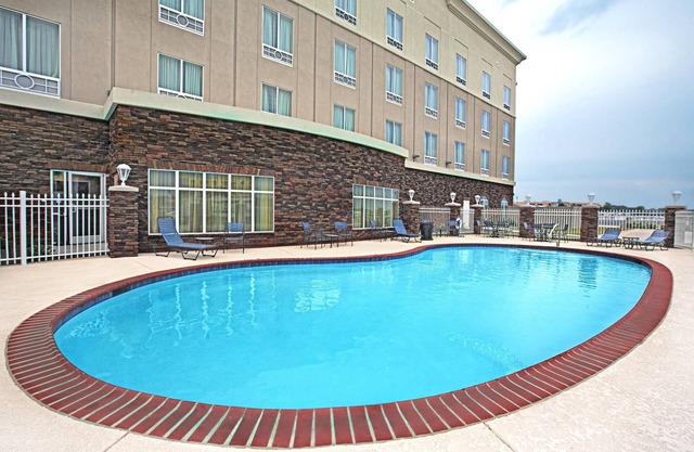 Holiday Inn Express Hotel & Suites Bossier City - Louisiana by IHG