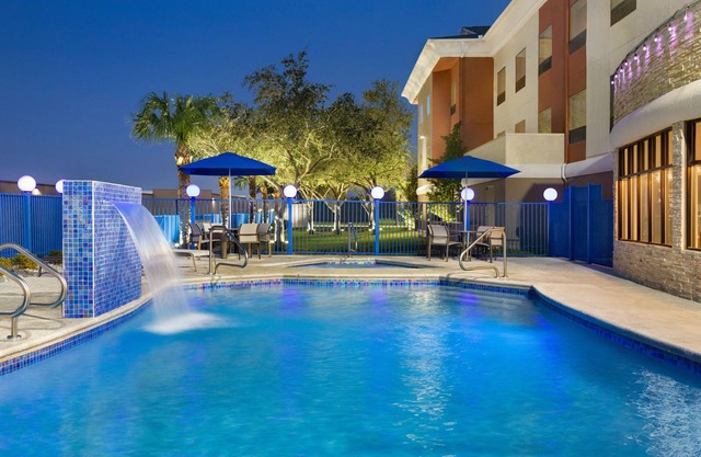 Holiday Inn Express Hotel & Suites Mission-McAllen Area by IHG