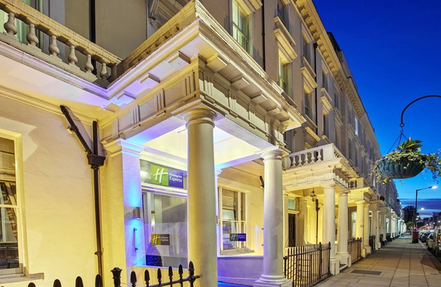 Holiday Inn Express London Victoria by IHG