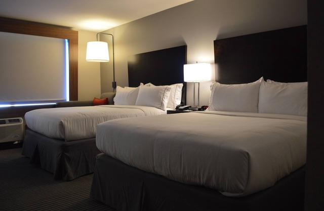 Holiday Inn Express & Suites Tulsa NE - Claremore, an IHG Hotel