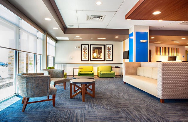 Holiday Inn Express & Suites Houston SW - Galleria Area by IHG