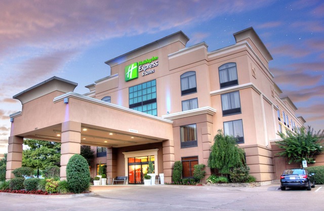 Holiday Inn Express Suites South - Tyler by IHG