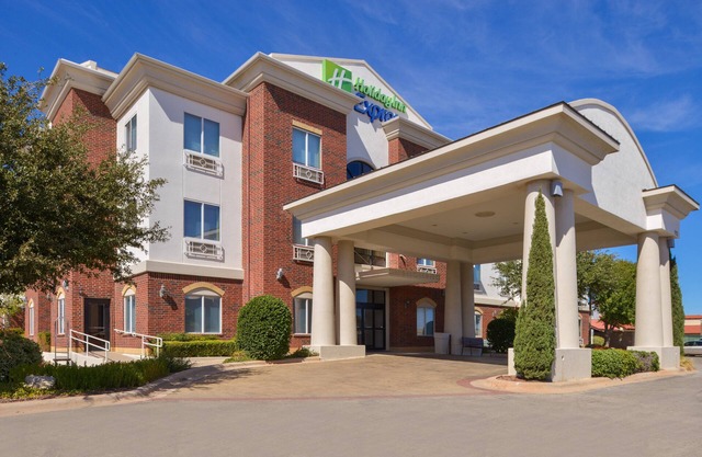 Holiday Inn Express & Suites Abilene by IHG