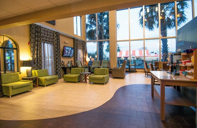 Holiday Inn Express & Suites Houston North Intercontinental by IHG