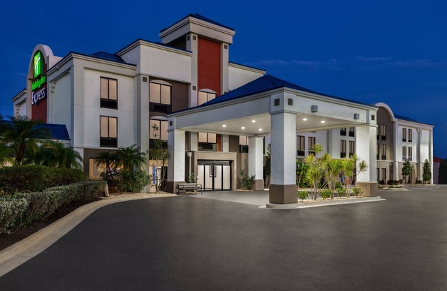 Holiday Inn Express - Vero Beach by IHG