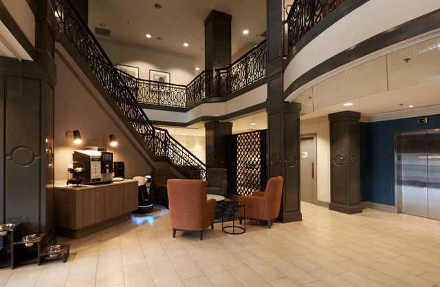 Holiday Inn Hotel & Suites Ottawa Kanata by IHG