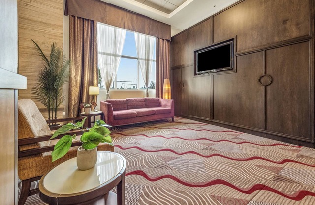 Holiday Inn Lethbridge by IHG