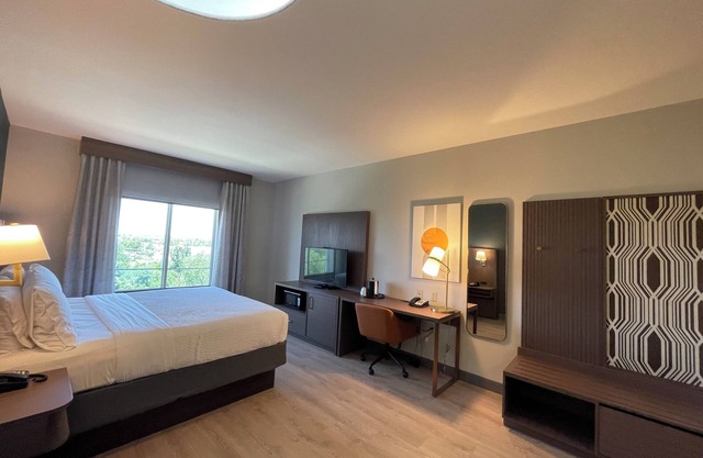 Holiday Inn Oklahoma City Airport by IHG