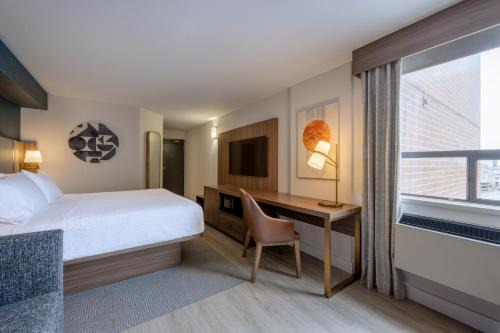 Holiday Inn & Suites Winnipeg Downtown by IHG