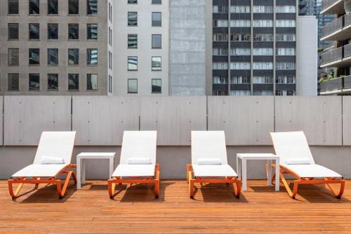 Holiday Inn Toronto Downtown Centre by IHG