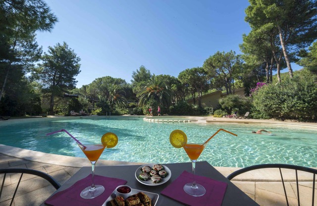 Holiday apartment near the sea