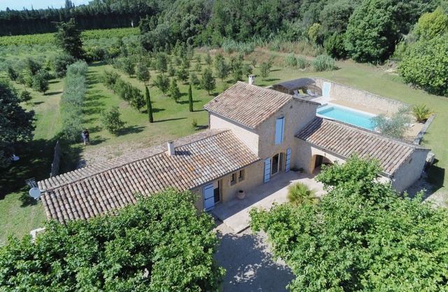 Típica casa de campo provenzal con piscina privada Cheval blanc Luberon 6 personas