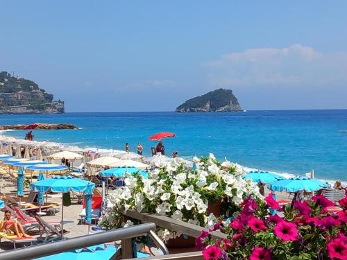 Holiday Sea View