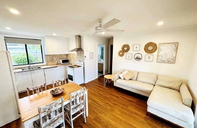 Holiday Unit 3 in Port Victoria
