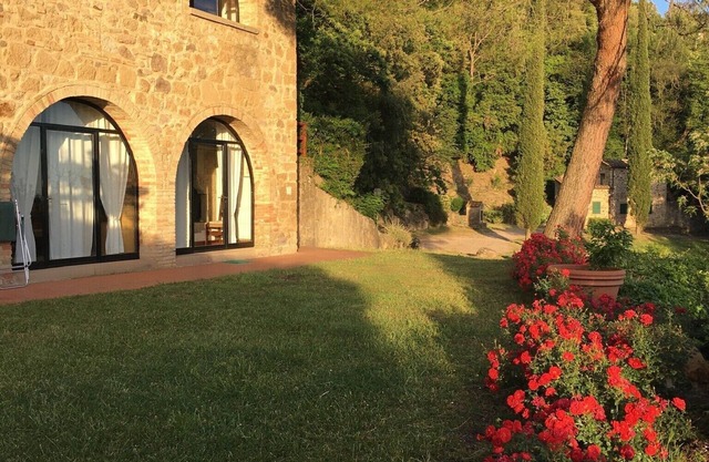 VACACIONES EN UNA ANTIGUA GRANJA TOSCANA - LOS ARCOS