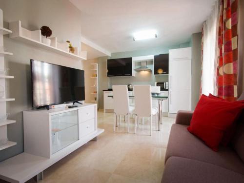 Holidays2Malaga Ancha del Carmen AACC, Lift, WIFI