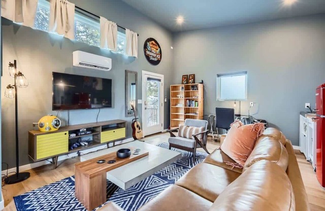 Holly Heights Studio Near Downtown Austin
