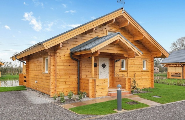 Holly Tree Lodge Accessible PF