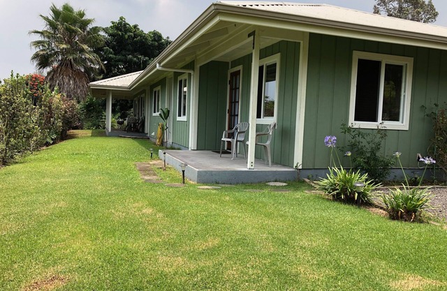 HOLUALOA COUNTRY HOME