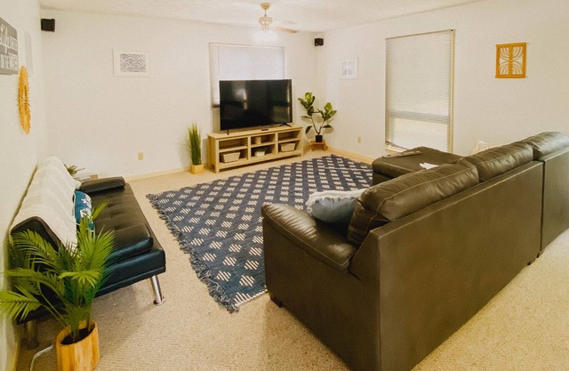 Home 0.2 miles from boat ramp with game room!