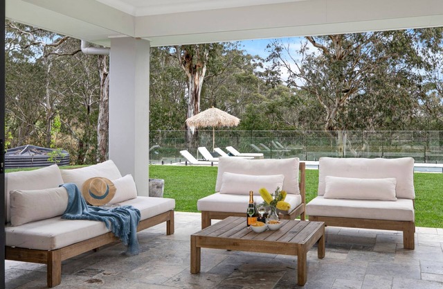 Home among the Gum Trees